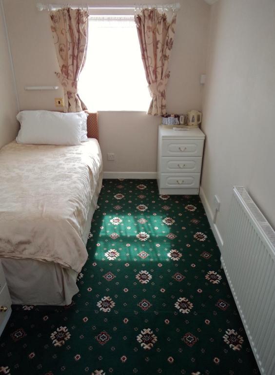 Hunters Lodge Guest House Southampton Szoba fotó